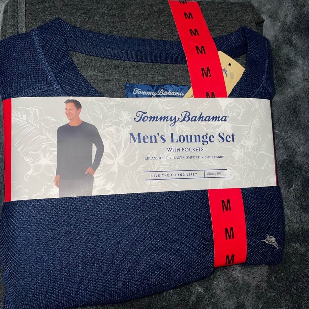 Tommy Bahama Gray and Blue Men's Lounge Set